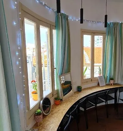 Bee Vandrerhjem *